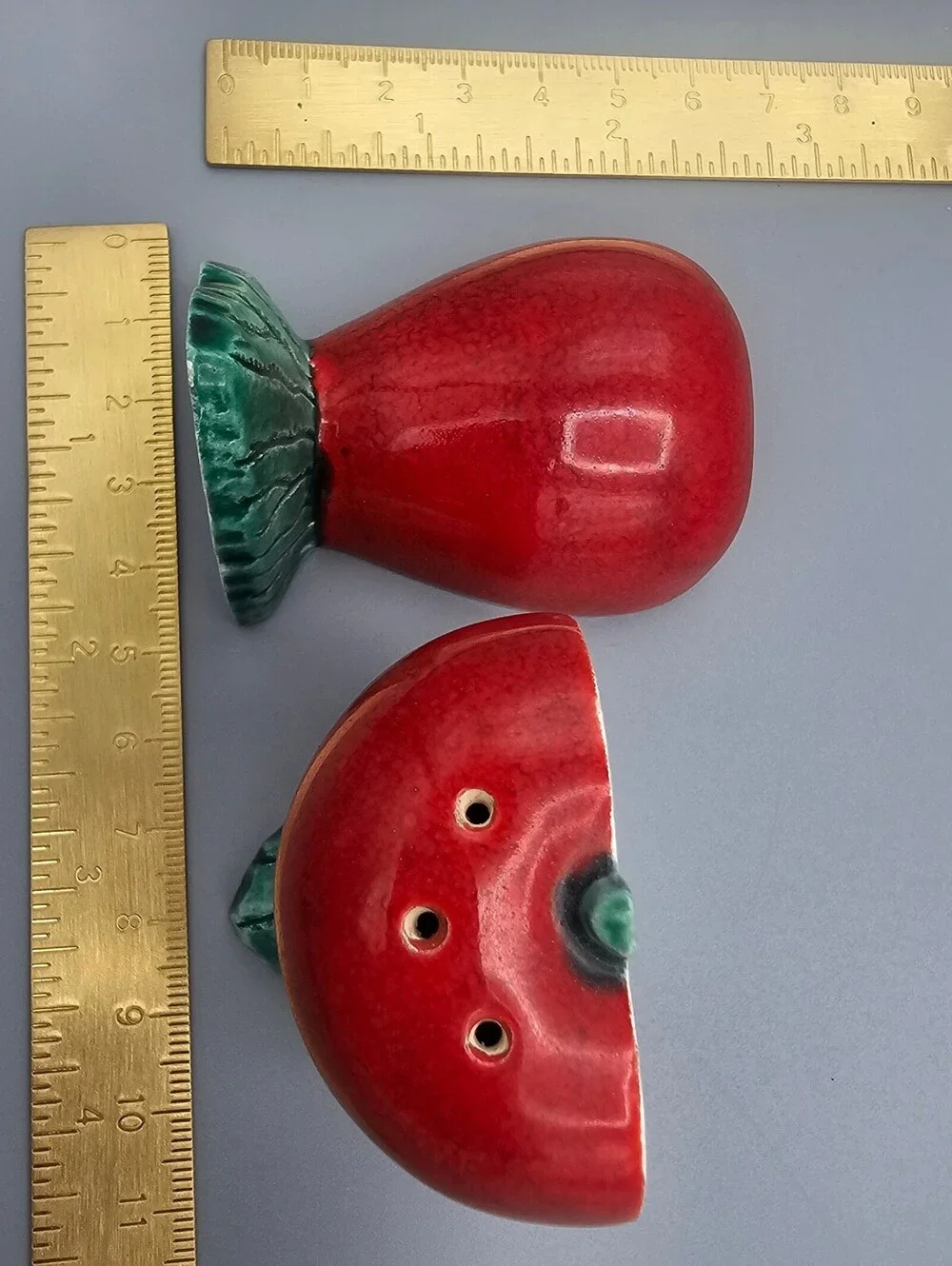 Vintage Ceramic Apple Salt and Pepper Shakers with Leaf Base